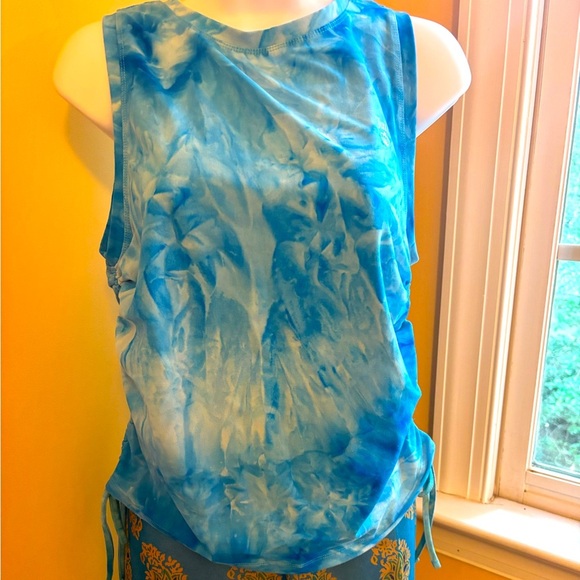 Juicy Couture Sport Blissful Blue Tie Dye Side Tie Tank Top | Size Small - Picture 6 of 6